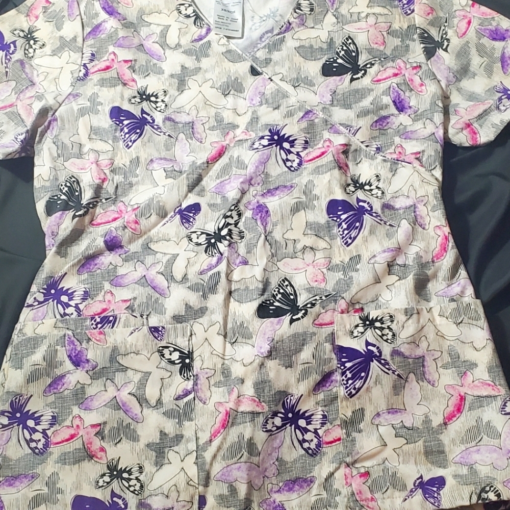 SB Scrub Top | Xsmall | Workwear | Butterfly